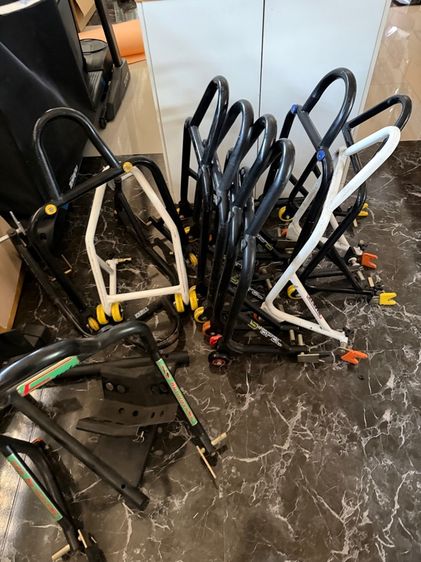 อื่นๆ ขายสแตนยกกอง