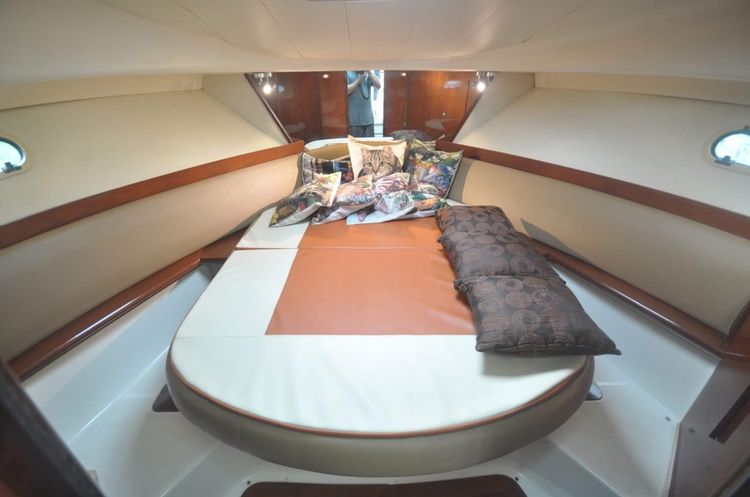 ขาย เรือยอร์ช สุดหรู Jeanneau  prestige Fance. ปี 2008  35 ฟุต  รูปที่ 3