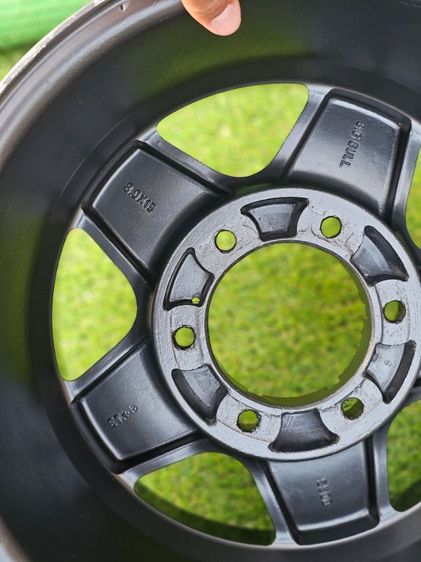 Big Bull
ขอบ 15 กว้าง 8 ET5
6รู139.7 pcd. รูปที่ 5