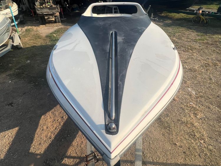 ตัดใจขายลูกรัก บอดี้เรือนอก  hi performance   glastron 19 css  19 ฟุต เ รูปที่ 2