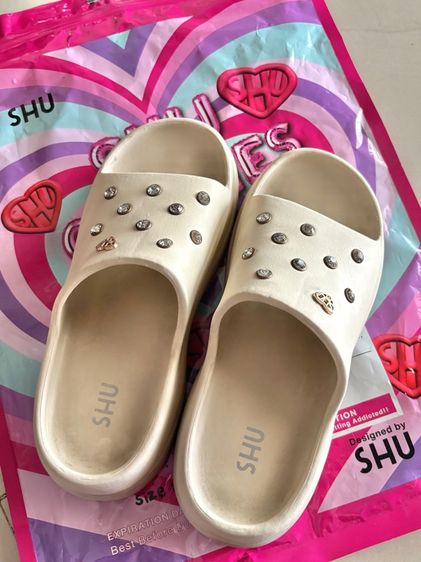 รองเท้าshuu
