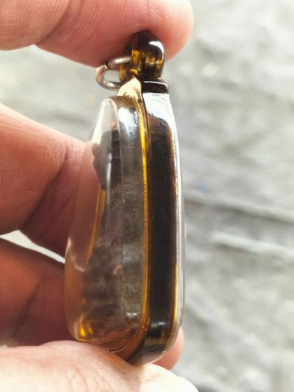 หลวงปู่ทวดเนื้อว่านปี 2497 เนื้อเก่าสวยๆเลี่ยมพลาสติกแบบเก่า รูปที่ 4