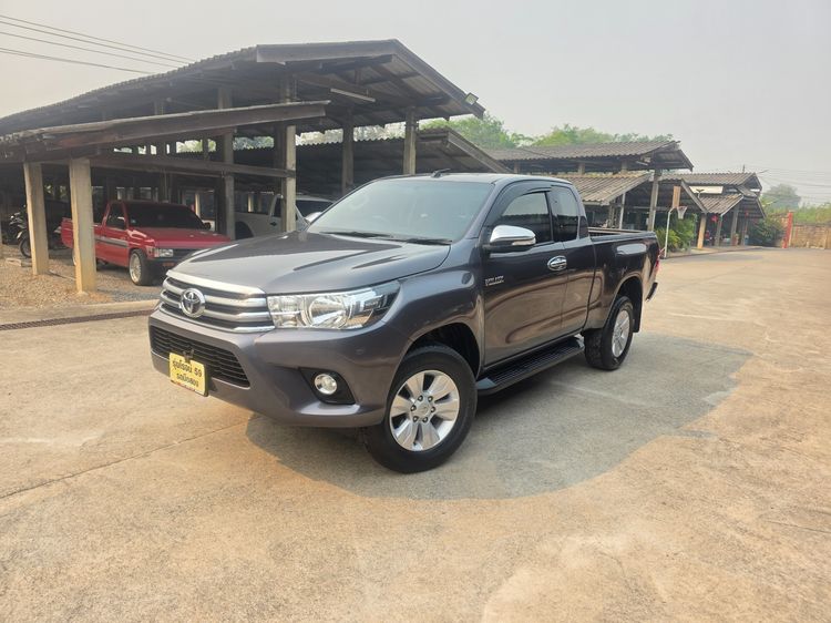 Toyota Hilux Revo 2017 2.4 E Prerunner Pickup ดีเซล ไม่ติดแก๊ส เกียร์ธรรมดา เทา รูปที่ 2