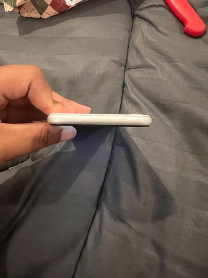 iPhone SE2 รูปที่ 6