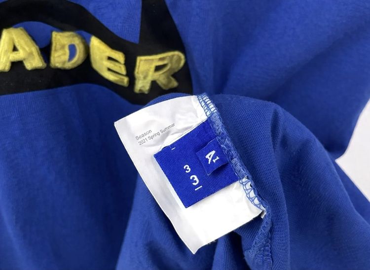 ADER ERROR Tape Logo Graphic T-shirt  Spring and Summer  รูปที่ 4