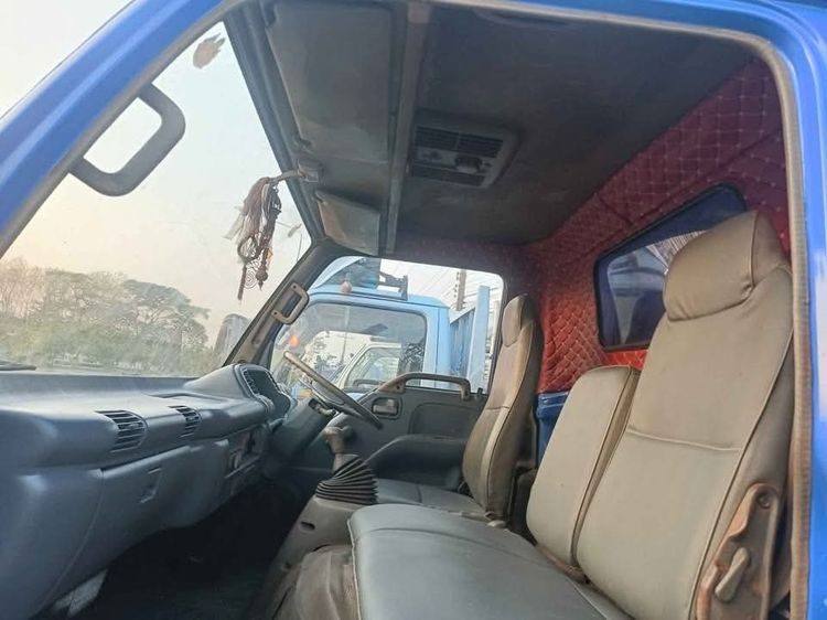 รถโดยสาร6ล้อ ISUZU NPR120แรงม้าปี47รถห้างแท้ออกจากศูนยอีซูซุ เกียร์สั้น ยกหัวได้ เครื่องเยี่ยมแชสซีสวยเอกสารครบพร้อมโอนทั่วไทย รูปที่ 16