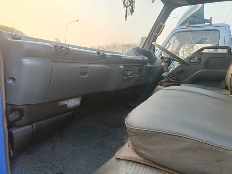 รถโดยสาร6ล้อ ISUZU NPR120แรงม้าปี47รถห้างแท้ออกจากศูนยอีซูซุ เกียร์สั้น ยกหัวได้ เครื่องเยี่ยมแชสซีสวยเอกสารครบพร้อมโอนทั่วไทย รูปที่ 10