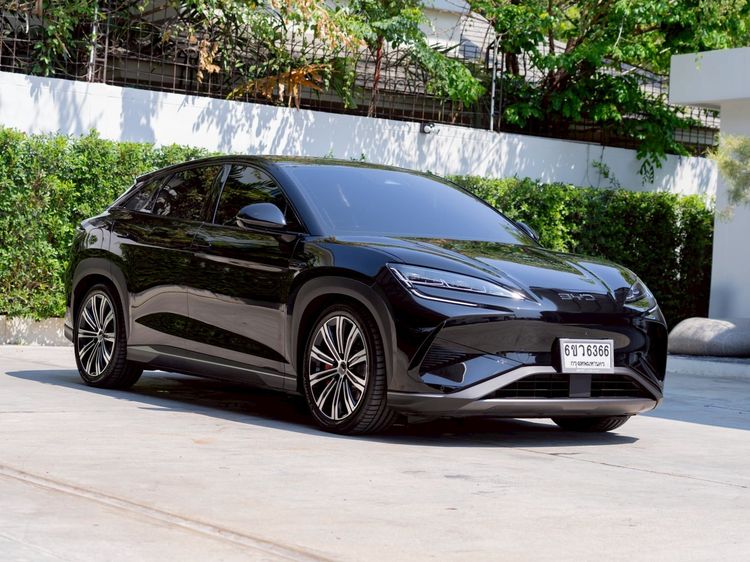 รถ BYD Sealion 7 AWD Performance สี ดำ