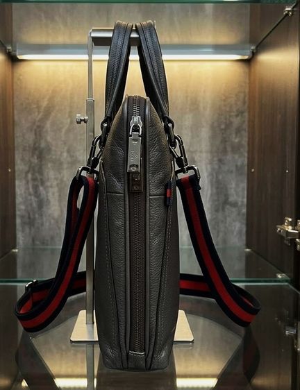 Gucci Leather Calfskin Web Strap Briefcase  Medium Business Case (Made in Italy) รูปที่ 10