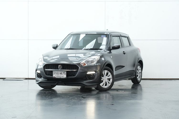 รถ Suzuki Swift 1.2 GL สี ขาว