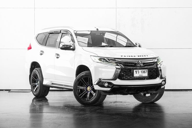 รถ Mitsubishi Pajero Sport 2.4 GT Premium 2WD สี ขาว