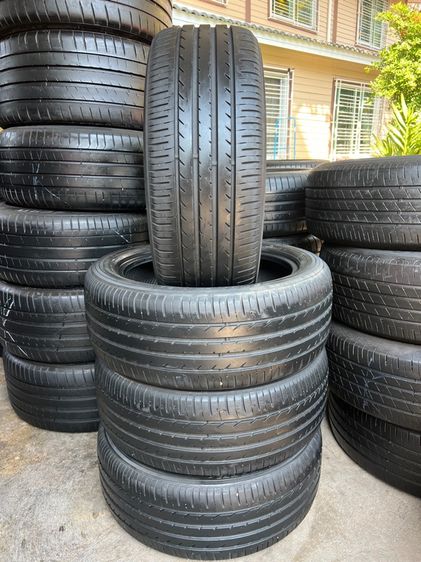 ยาง TOYO R52A 215 50 18 เส้น 650 บาท 