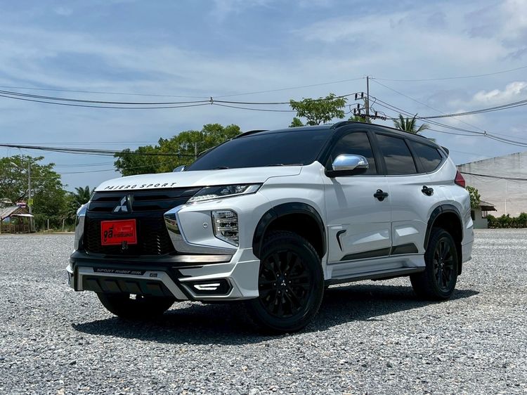 รถ Mitsubishi Pajero Sport 2.4 Elite Edition 2WD สี ขาว