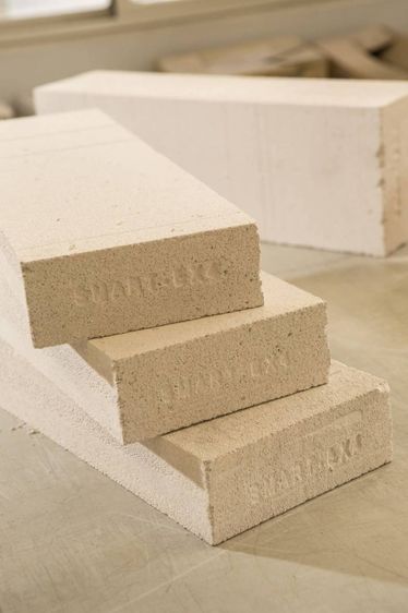 อิฐ / บล็อกปูพื้น อิฐมวลเบา