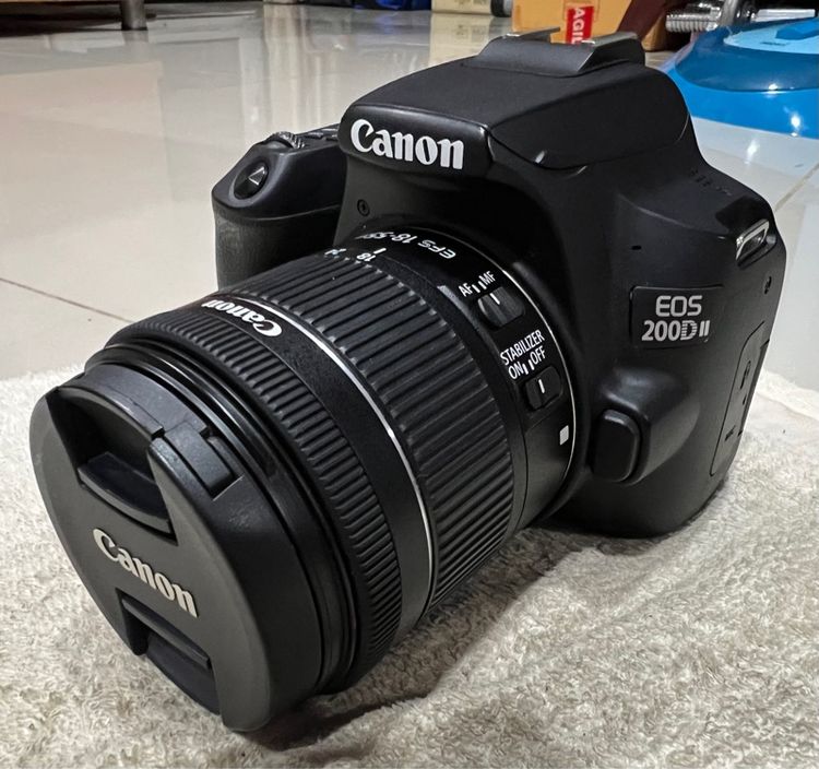 กล้อง DSLR ไม่กันน้ำ ขายกล้อง Canon 200Dmk ll ครับ