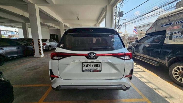 Toyota Veloz 2022 1.5 Premium Utility-car เบนซิน ไม่ติดแก๊ส เกียร์อัตโนมัติ ขาว รูปที่ 4