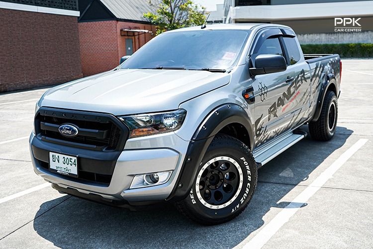 รถ Ford Ranger 2.2 XL สี เทา
