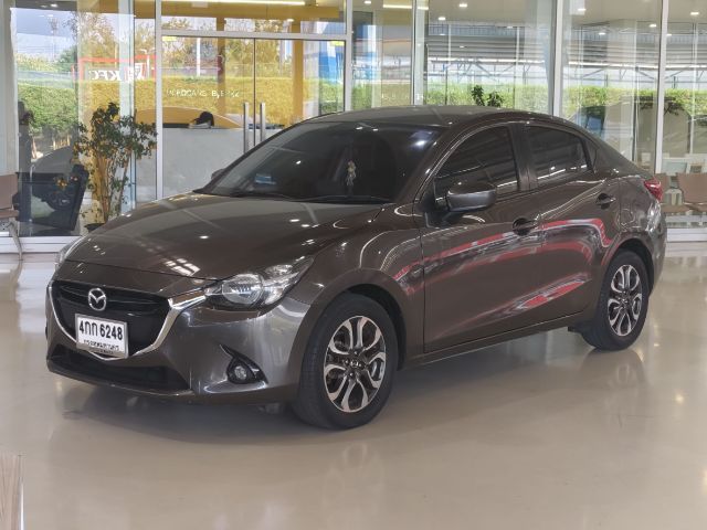 รถ Mazda Mazda 2 1.5 XD High สี น้ำตาล