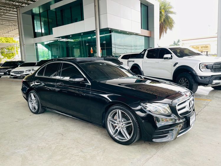 Mercedes-Benz E-Class 2017 E220 Sedan ดีเซล ไม่ติดแก๊ส เกียร์อัตโนมัติ ดำ รูปที่ 3