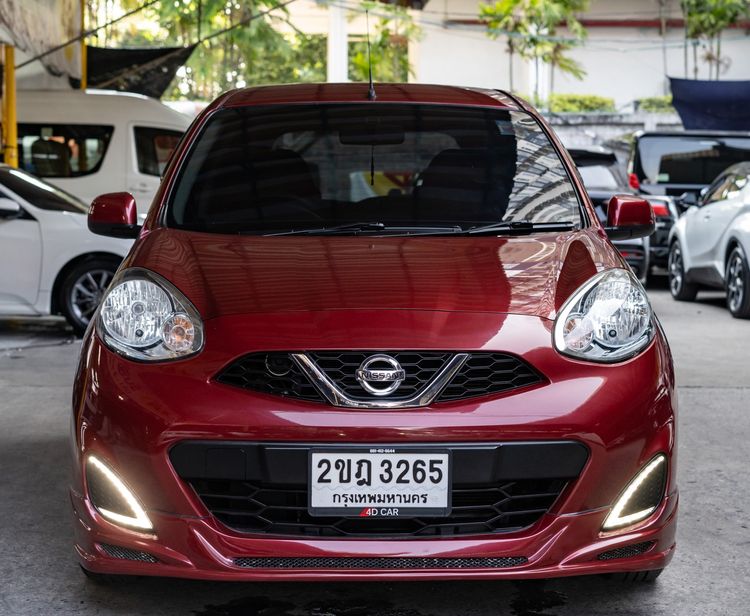 รถ Nissan March 1.2 E สี แดง