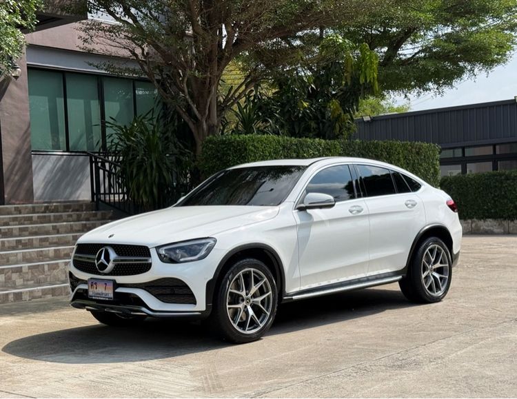 Mercedes-Benz GLC-Class 2023 GLC300e Utility-car ปลั๊กอินไฮบริด (PHEV) ไม่ติดแก๊ส เกียร์อัตโนมัติ ขาว รูปที่ 3