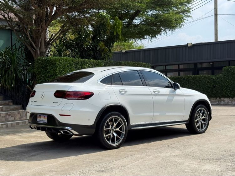 Mercedes-Benz GLC-Class 2023 GLC300e Utility-car ปลั๊กอินไฮบริด (PHEV) ไม่ติดแก๊ส เกียร์อัตโนมัติ ขาว รูปที่ 4