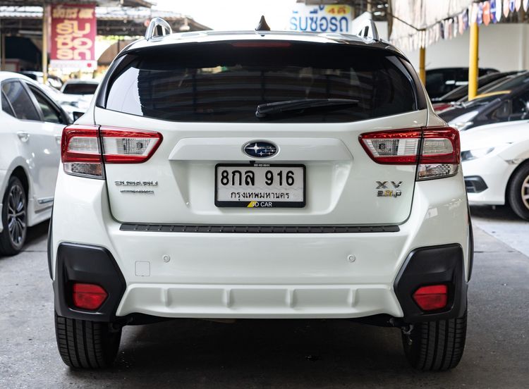 Subaru XV 2019 2.0 P 4WD Utility-car เบนซิน ไม่ติดแก๊ส เกียร์อัตโนมัติ ขาว รูปที่ 4