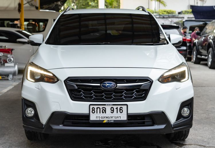 รถ Subaru XV 2.0 P 4WD สี ขาว