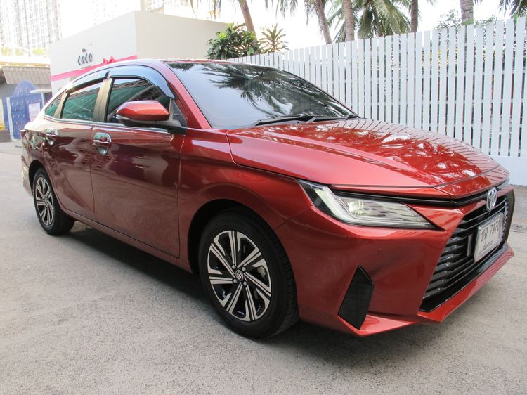 Toyota Yaris ATIV 2024 1.2 Premium Sedan เบนซิน ไม่ติดแก๊ส เกียร์อัตโนมัติ ส้ม รูปที่ 2