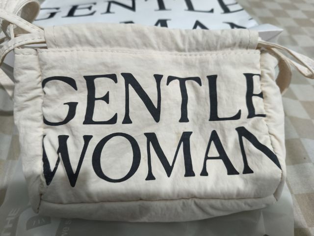 GENTLA WOMAN 
