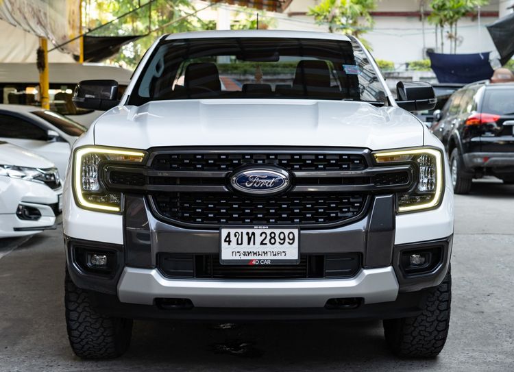 รถ Ford Ranger 2.0 Turbo 4WD Sport สี ขาว
