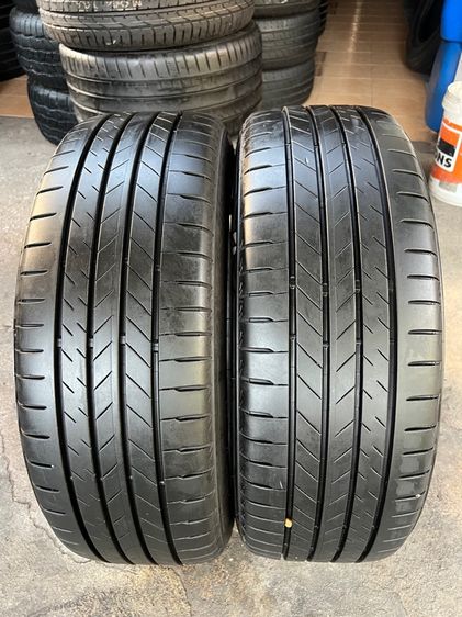 ยาง Bridgestone 225 45 19 ปี23 คู่ 2500 บาท