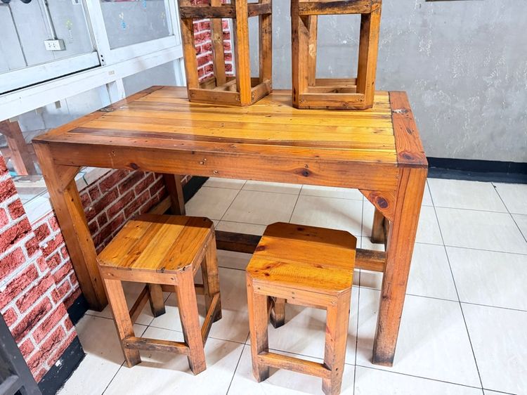 น้ำตาล อื่นๆ ชุดโต๊ะไม้พร้อมเก้าอี้ 4 ที่นั่ง