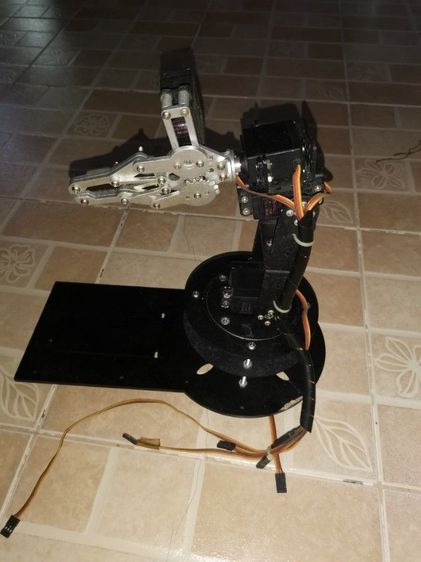 แขนคีบหุ่นยนต่ 5 เซอโวร่ แล้วแต่จะเอาไปต่อยอดเอาเอง รูปที่ 2