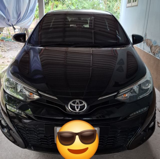รถ Toyota Yaris 1.2 G สี ดำ