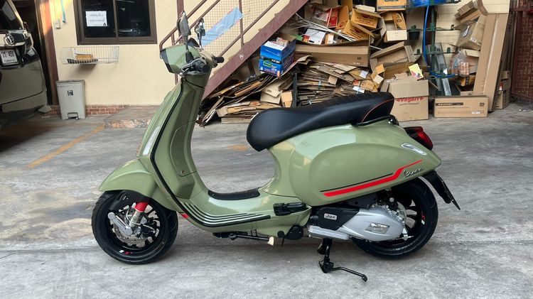 2022 Vespa Sprint 150 ปี 22 ไมล์ 2127 km.