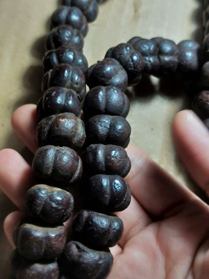 เครื่องรางประคำหลวงปู่บุญ มีตะกรุดทุกเม็ด รูปที่ 3