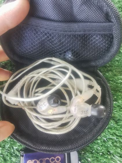 หูฟังSHURE315แท้ใช้งานได้ปกติ​ สนใจจะมาลองฟังดูก่อนได้ครับที่ถนนจตุโชติเขตสายไหม​หรือปลายทางก็มีครับไม่บวกเพิ่ม รูปที่ 4