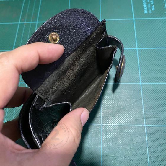 ปล่อยงานสะสม รุ่นลิมิเต็ด หายาก IL Bisonte Wallet Made in Italy แบรนด์แท้ รูปที่ 8