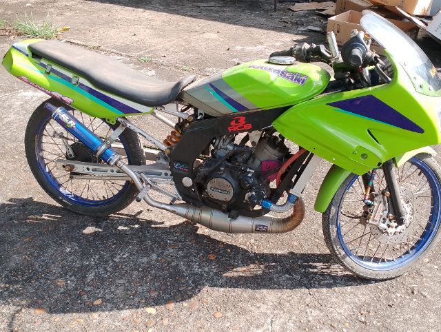 ชายมอเตอร์ไซค์  รูปที่ 4