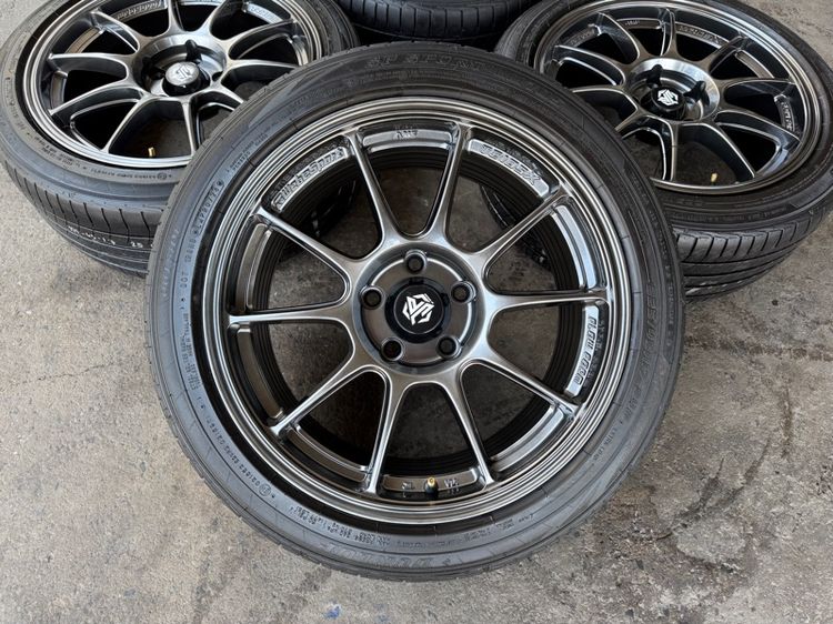 ล้อแม็กมือ1 ขอบ17 TC105X 5รู114 กว้าง8 ออฟ35 สีไฮเปอร์แบล็ค ล้อเบา FLOW FORMING งานJP งานสวยมากๆ พร้อมยางมือ2 DUNLOP225-45-17 ปี24 รูปที่ 2