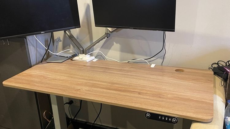 โต๊ะทำงานปรับความสูงได้ โต๊ะไม้สีโอ๊ค