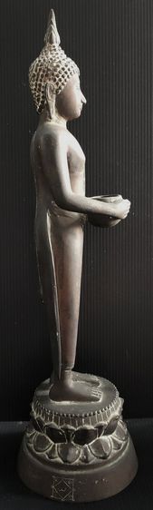 พระพุทธรูปปางอุ้มบาตร  รูปที่ 6