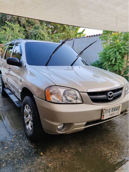 รถ Mazda Tribute 2.3 SDX 4WD สี ทอง
