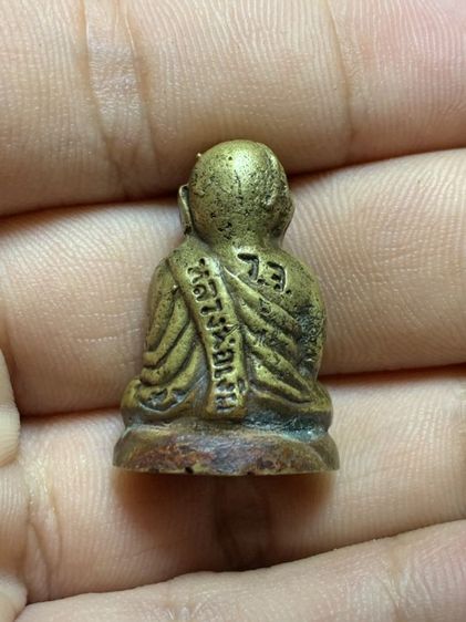 รูปหล่อหลวงพ่อเงิน รูปที่ 2