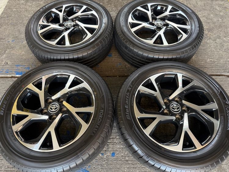 Toyota CH-R ขอบ 17 นิ้ว Top Sakura 🔥 รูปที่ 2