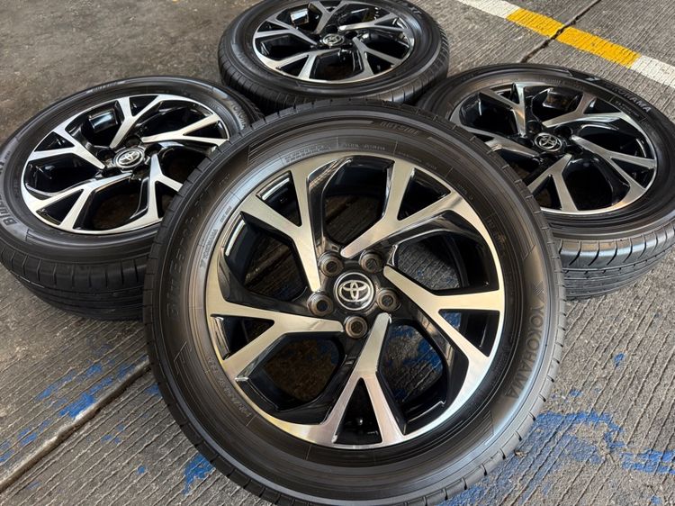 Toyota CH-R ขอบ 17 นิ้ว Top Sakura 🔥