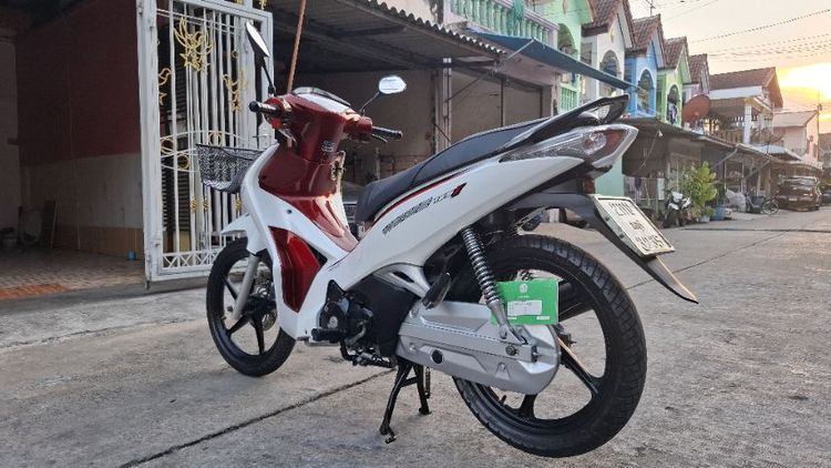 ขาย Honda Wave125i ไมล์แดง สตาร์ทมือ เท้าได้ ปี2018 รถเจ้าของมือเดียว คู่มืออยู่ครบ
 รูปที่ 2