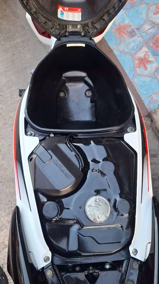 ขาย Honda Wave125i ไมล์แดง สตาร์ทมือ เท้าได้ ปี2018 รถเจ้าของมือเดียว คู่มืออยู่ครบ
 รูปที่ 14