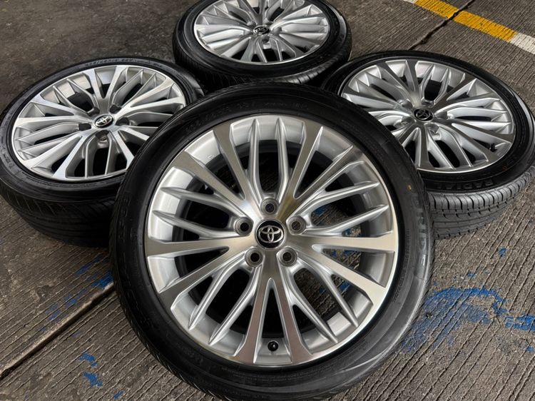 Toyota Camry ขอบ 18 นิ้ว Top 🔥